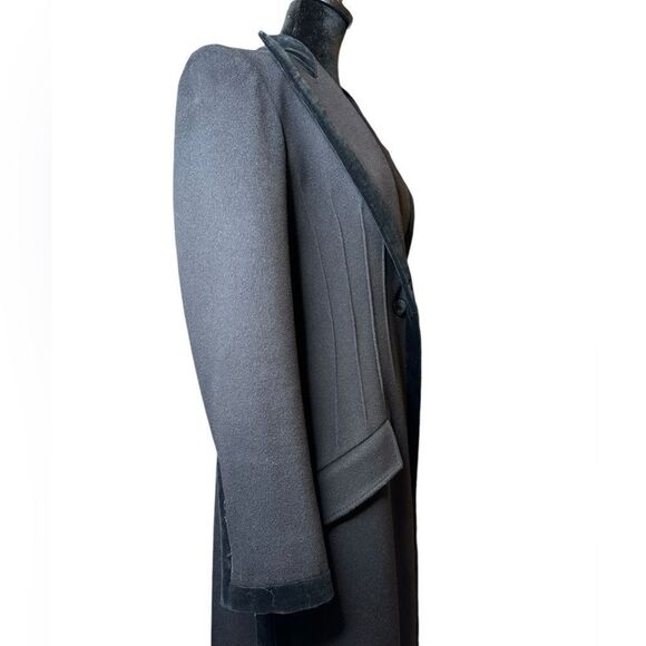 Valentino Vintage Cashmere/Wool Coat (8) - Picture 5 of 11